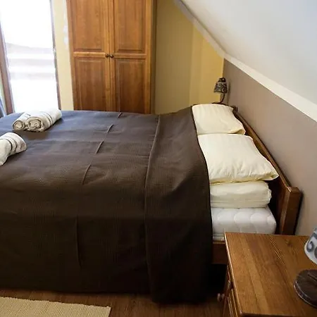 Sudecka I Z Aneksami Kuchennymi *