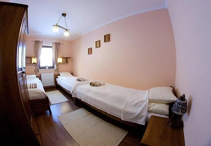 Sudecka I Z Aneksami Kuchennymi Chalet *