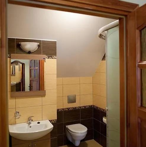 Sudecka I Z Aneksami Kuchennymi *